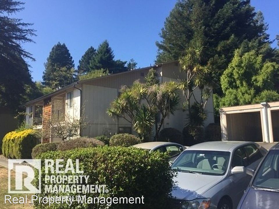 2nd image of 423 Bayside Rd APT A
