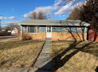 758 W 8th St, Winner, SD 57580