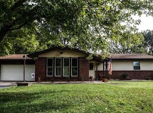 2260 Kaiser Rd, New Athens, IL 62264