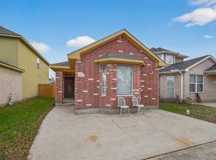 5637 Lotus St, Houston, TX 77085