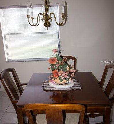 5th image of 2440 King Oak Ct