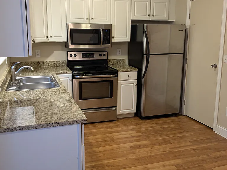 7806 Meadowhaven Blvd — Photo 7