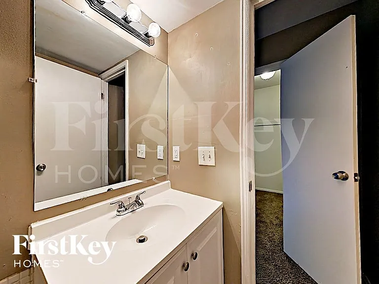 3558 Whispering Woods Dr — Photo 10