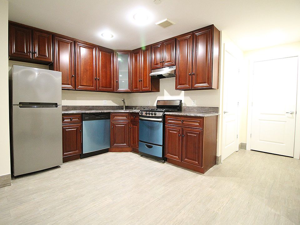 2nd image of 2730 E 23rd St #1F