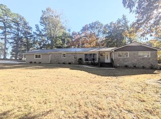 37 Hilldale Rd, Fayetteville, TN 37334