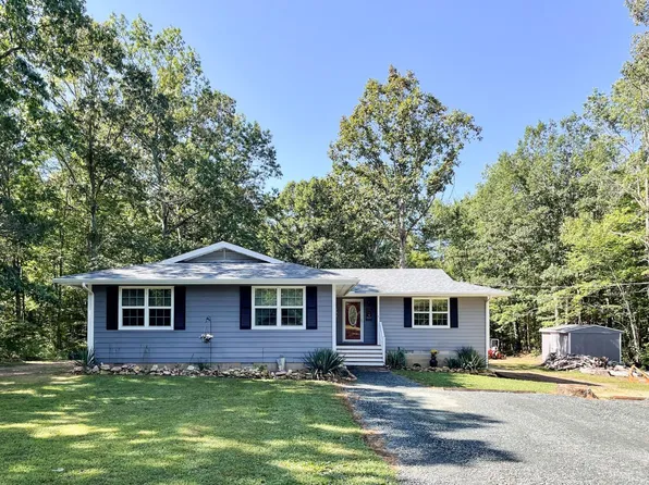413 Brandonwood Ln, Concord, VA 24538