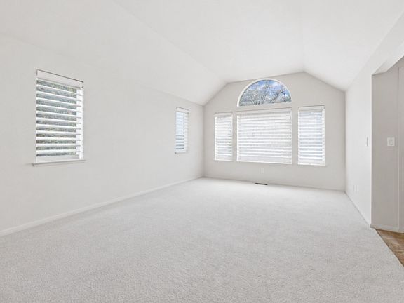 2nd image of 3204 S Johnson Pl