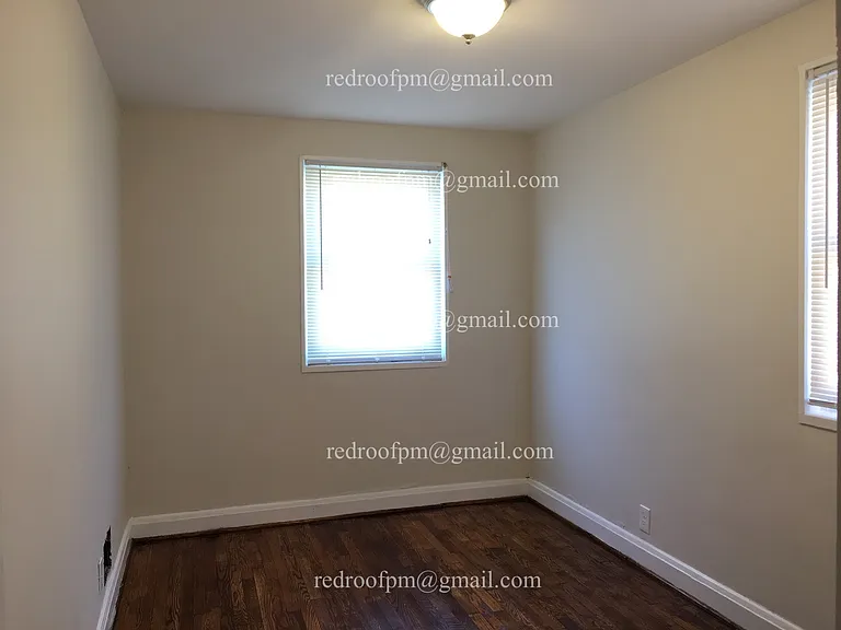 1216 N Augusta Ave — Photo 6