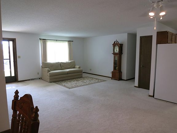 2nd image of 1727 Western Plains Dr