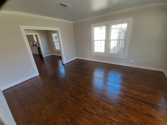 5th image of 1308 S Magnolia St