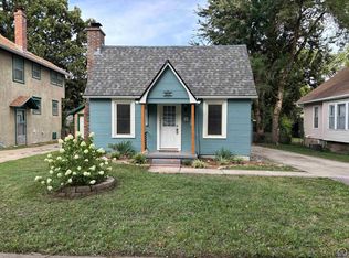 922 Chestnut St, Emporia, KS 66801