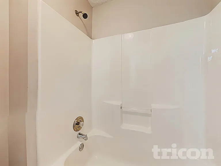 610 Stonecrest Dr — Photo 18