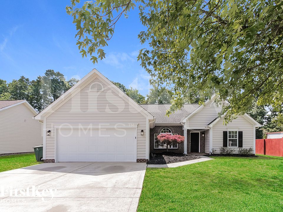 1st image of 2816 Emerald Meadow Ln