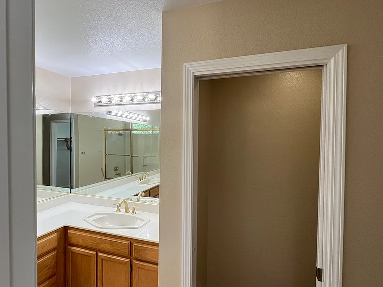 20000 Summercrest Dr — Photo 28