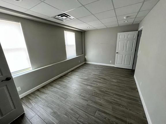 2nd image of 5843 Harrison Ave Suite 102