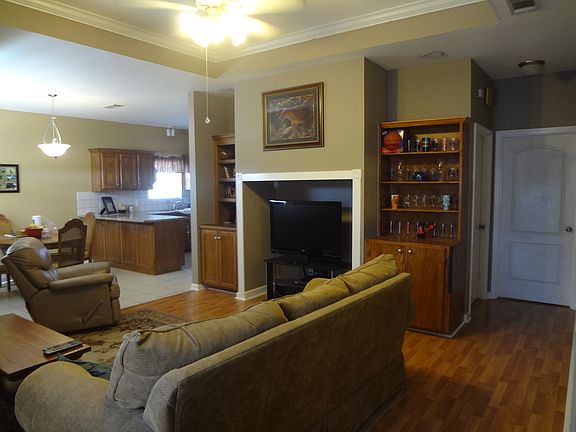 2nd image of 13740 Kelley St