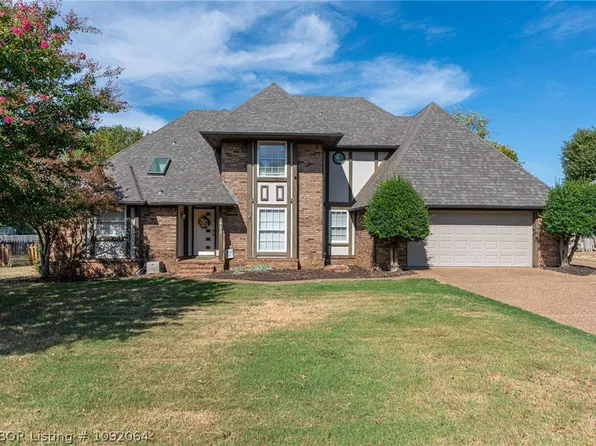 9912 Kingsley Pl, Fort Smith, AR 72908