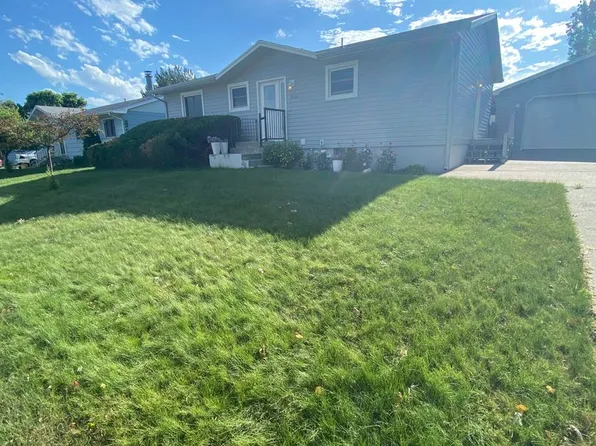 1102 9th Ave, Laurel, MT 59044