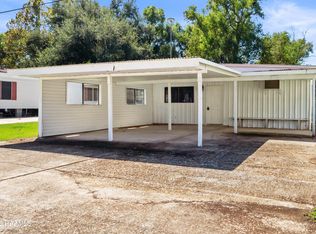 1044 Jean Lafitte St, Breaux Bridge, LA 70517