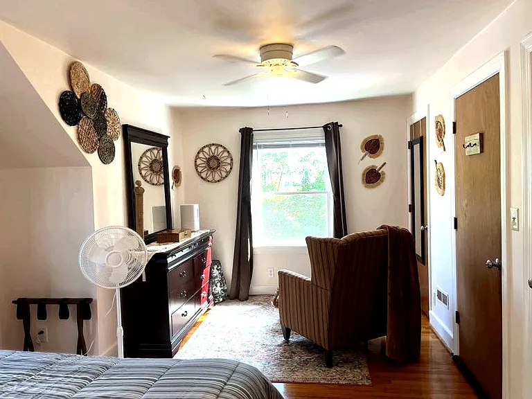 1302 Staunton Ave NW #2 — Photo 6