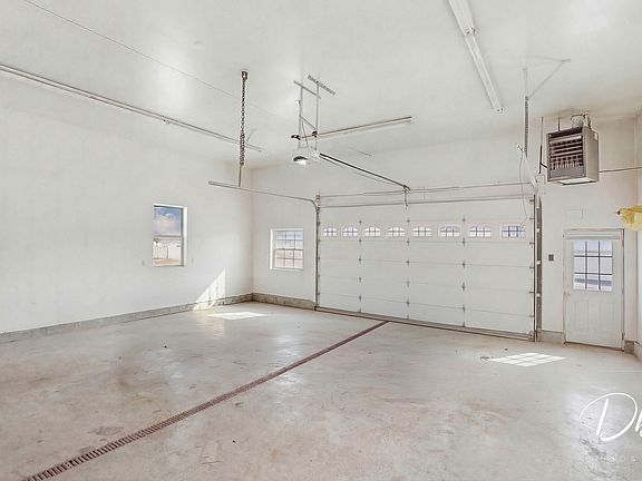 5th image of 21870 W Lake Ave
