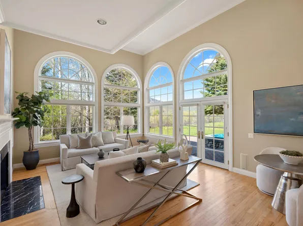 702 Morning Star Rd, Sun Valley, ID 83353