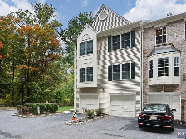 840 Roanoke Ct, Ramsey, NJ 07446