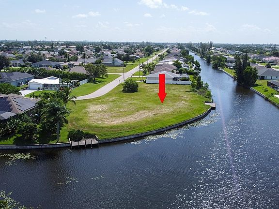 3rd image of 1428 SW 23rd St