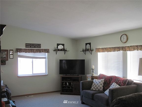 2nd image of 13090 Road A.5 NW