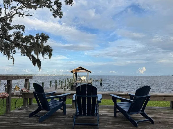 1841 Donald St, Jacksonville, FL 32205