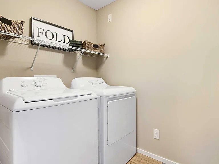 2604 Recplace Dr — Photo 15