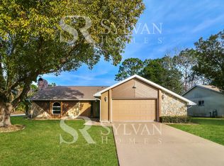 7488 Allen Dr, Weeki Wachee, FL 34613