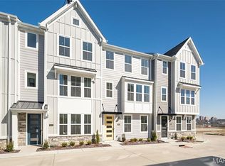 8908 Gateway Cir UNIT 41807, Saint Louis, MO 63144