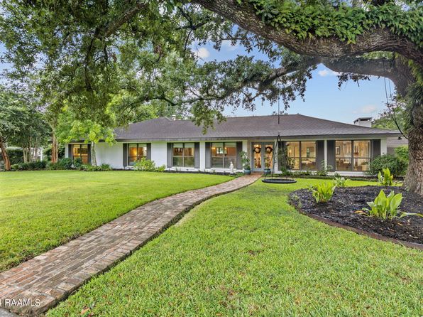 110 Canterbury Rd, Lafayette, LA 70503