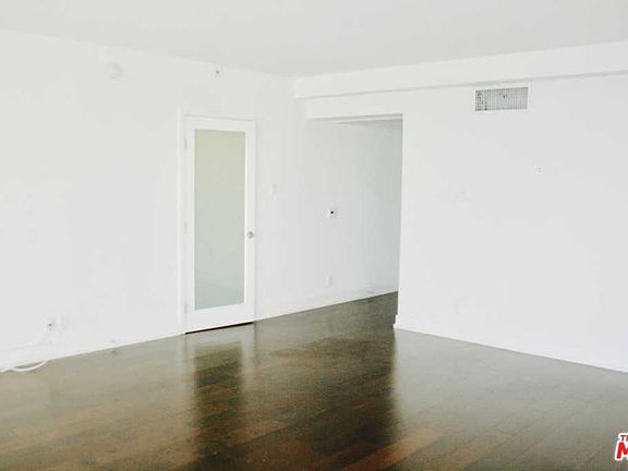 4th image of 304 S Elm Dr APT 505