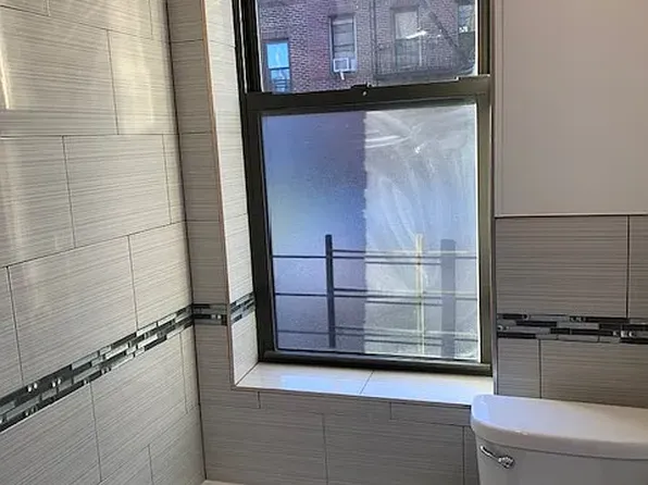 23-03 28th Ave #C1, Astoria, NY 11102