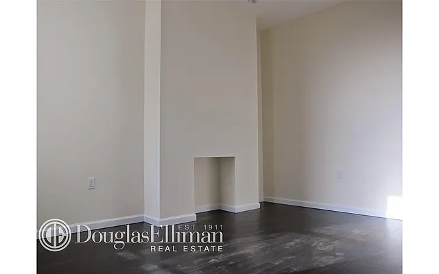 Rented by Douglas Elliman | media 17