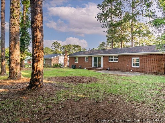 5th image of 750 Stoneykirk Dr