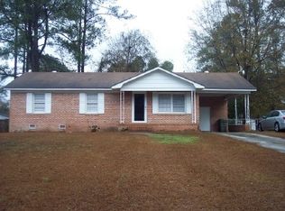 603 Elizabeth Ln, Dillon, SC 29536