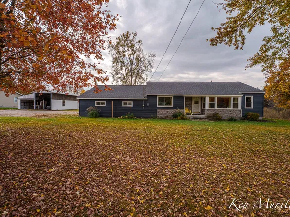 756 135th Ave, Wayland, MI 49348