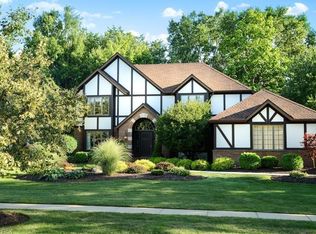 20775 Sterling Way, Strongsville, OH 44136