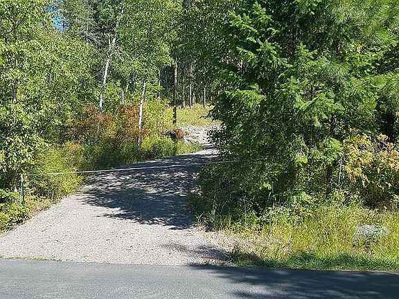 2nd image of 662 Latigo Ln