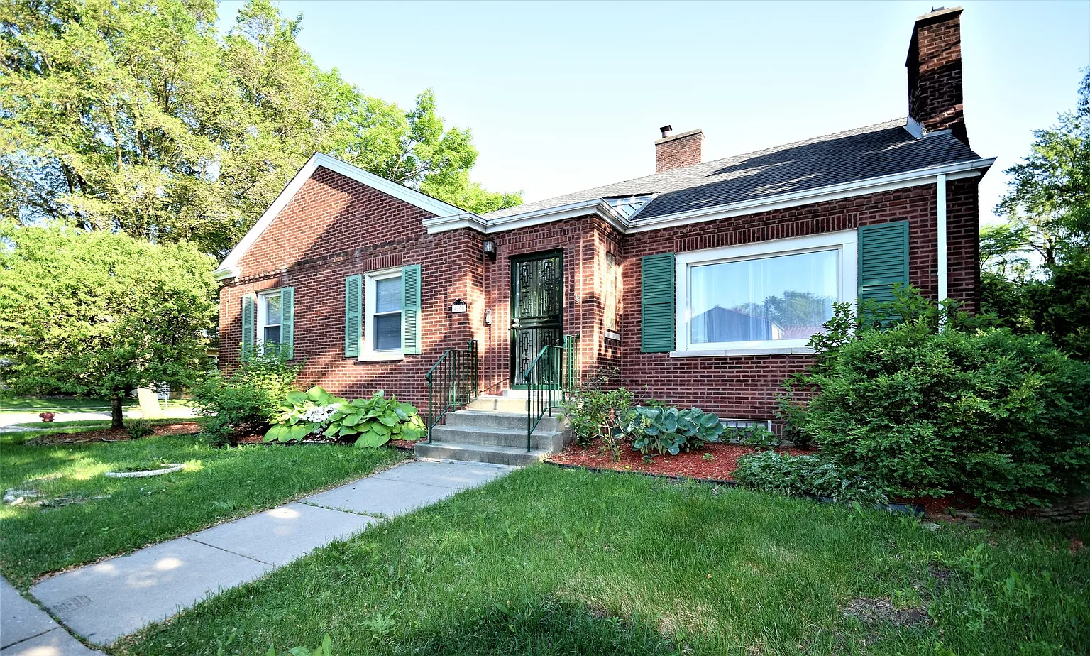9000 S Oakley Ave photo 1