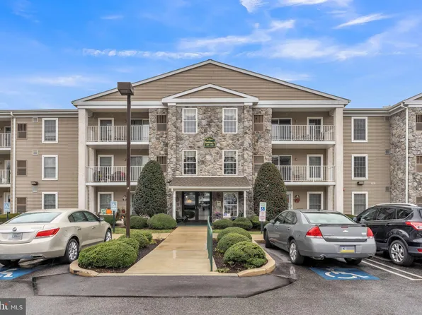 403 Brandon Rd #403, Jeffersonville, PA 19403