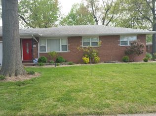 803 W Airwood Dr, East Alton, IL