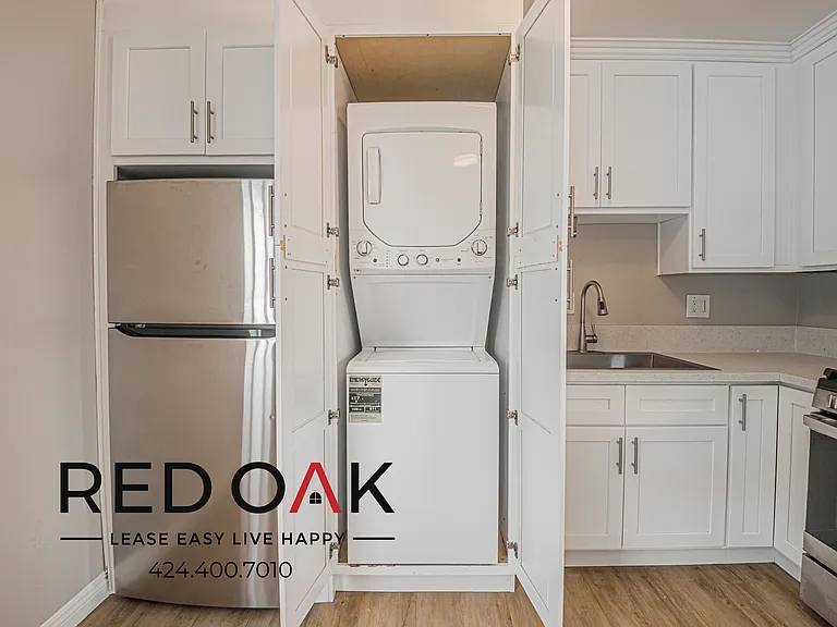 1589 E 47th St #3 — Photo 9