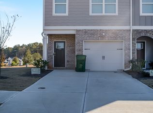 5901 Greystone Dr, Lithonia, GA 30058