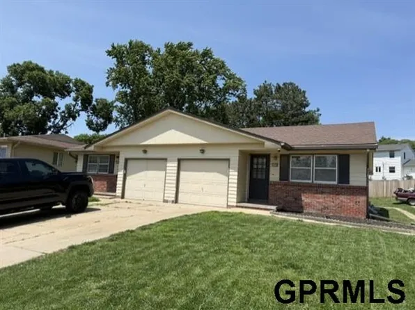 13228 Montclair Dr, Omaha, NE 68144