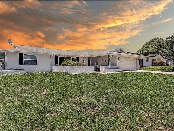 2nd image of 3633 Blackhawk Dr