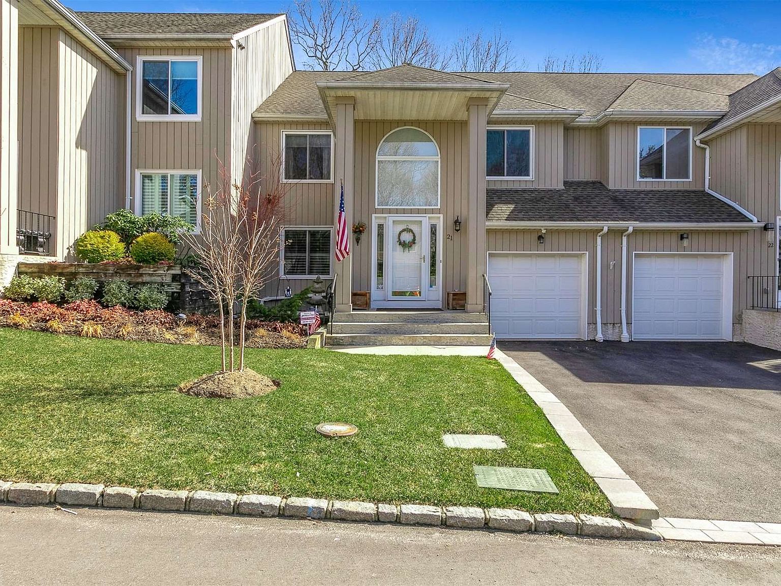 21 Stone Gate Court, Smithtown, NY 11787 Zillow